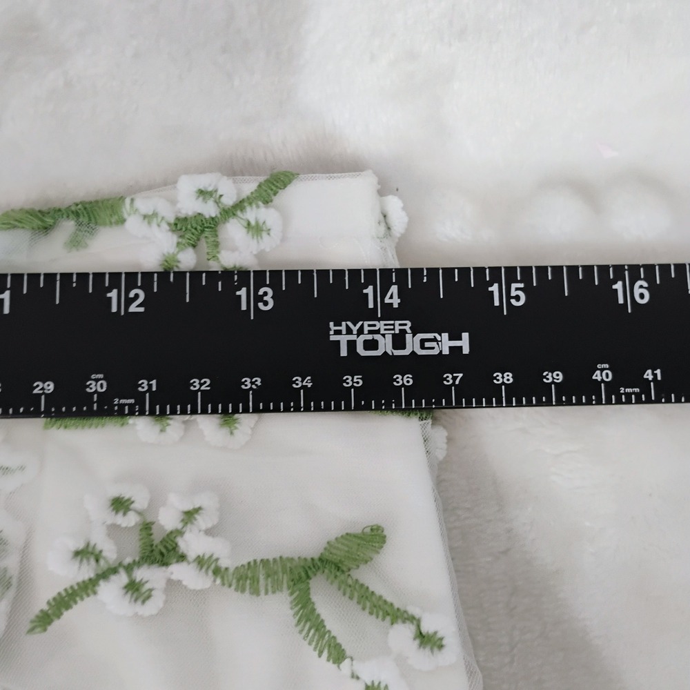 Romwe Floral Embroidered Mesh Mini Skirt White Green Size S US 4 A Line Fairy‎ W - Picture 3 of 6